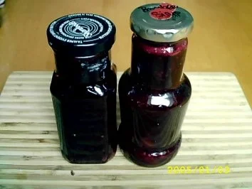 Rezept: Wenn die Tiefkühltrühe zickt Part 5.1: Brombeersirup Wenn die Tiefkühltrühe zickt Part 5.1: Brombeersirup - Rezept