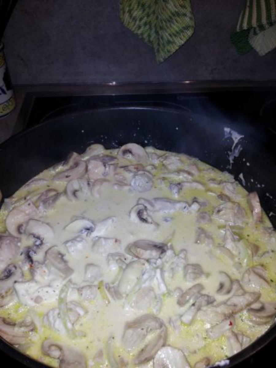 Scharfes Puten-Sahne-Geschnetzeltes - Rezept - kochbar.de