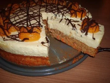 Karotten-Kuchen mit Orangencreme - Rezept - Bild Nr. 2