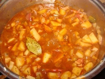 Eintopf - Mein Kartoffelgulasch - - Rezept - Bild Nr. 2