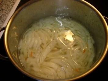 Französische Zwiebelsuppe - Rezept - Bild Nr. 3