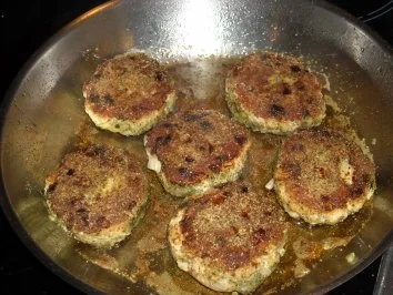 Putenfrikadellen mit Kürbiskernpanade - Rezept - Bild Nr. 3