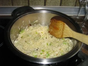 Rezept: geschmorte Hähnchenschenkel an Paprikagemüse und Basmatireis Bild Nr. 8 geschmorte Hähnchenschenkel an Paprikagemüse und Basmatireis - Rezept - Bild Nr. 8