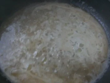 Rezept: Nackenscheiben gebraten mit Pfifferlingen in Sahneschnittlauch -Sud Bild Nr. 4 Nackenscheiben gebraten mit Pfifferlingen in Sahneschnittlauch -Sud - Rezept - Bild Nr. 4