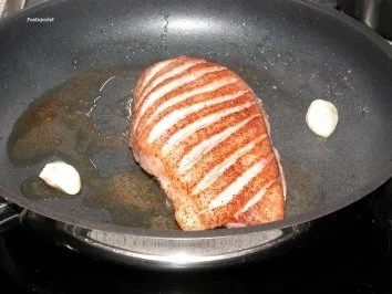 Entenbrust an Hagebuttensauce mit Rosenkohl - Rezept - Bild Nr. 2