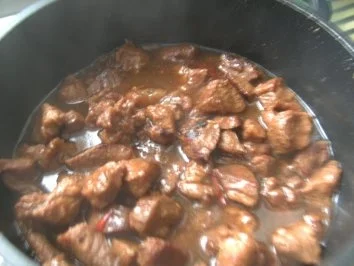 Gulasch in Rotweinsoße - Rezept - Bild Nr. 7