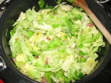 Rezept: Spitzkohl in Sahnesoße Lactosefrei Bild Nr. 4 Spitzkohl in Sahnesoße Lactosefrei - Rezept - Bild Nr. 4