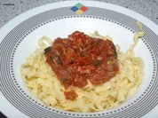 Rezept: Tagliatelle mit Thunfisch-Tomatensauce Tagliatelle mit Thunfisch-Tomatensauce - Rezept