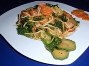 Wintergemüse-Nudel-Würstchen-Pfanne - Rezept