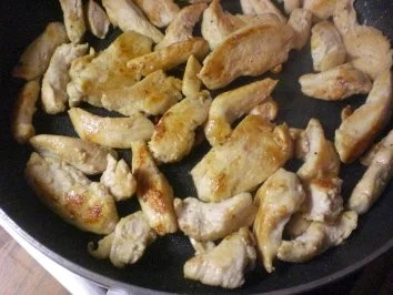 Rezept: Hähnchengeschnetzeltes Bild Nr. 2 Hähnchengeschnetzeltes - Rezept - Bild Nr. 2