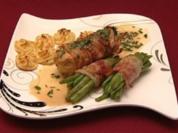 Hähnchenroulade mit Frischkäsefüllung, Bohnen und Herzoginkartoffeln - Rezept