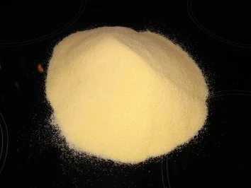 Nudeln aus Hartweizengries- Selbstgemacht, ohne Ei - Rezept