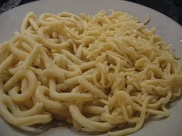 Nudeln aus Hartweizengries- Selbstgemacht, ohne Ei - Rezept - Bild Nr. 10