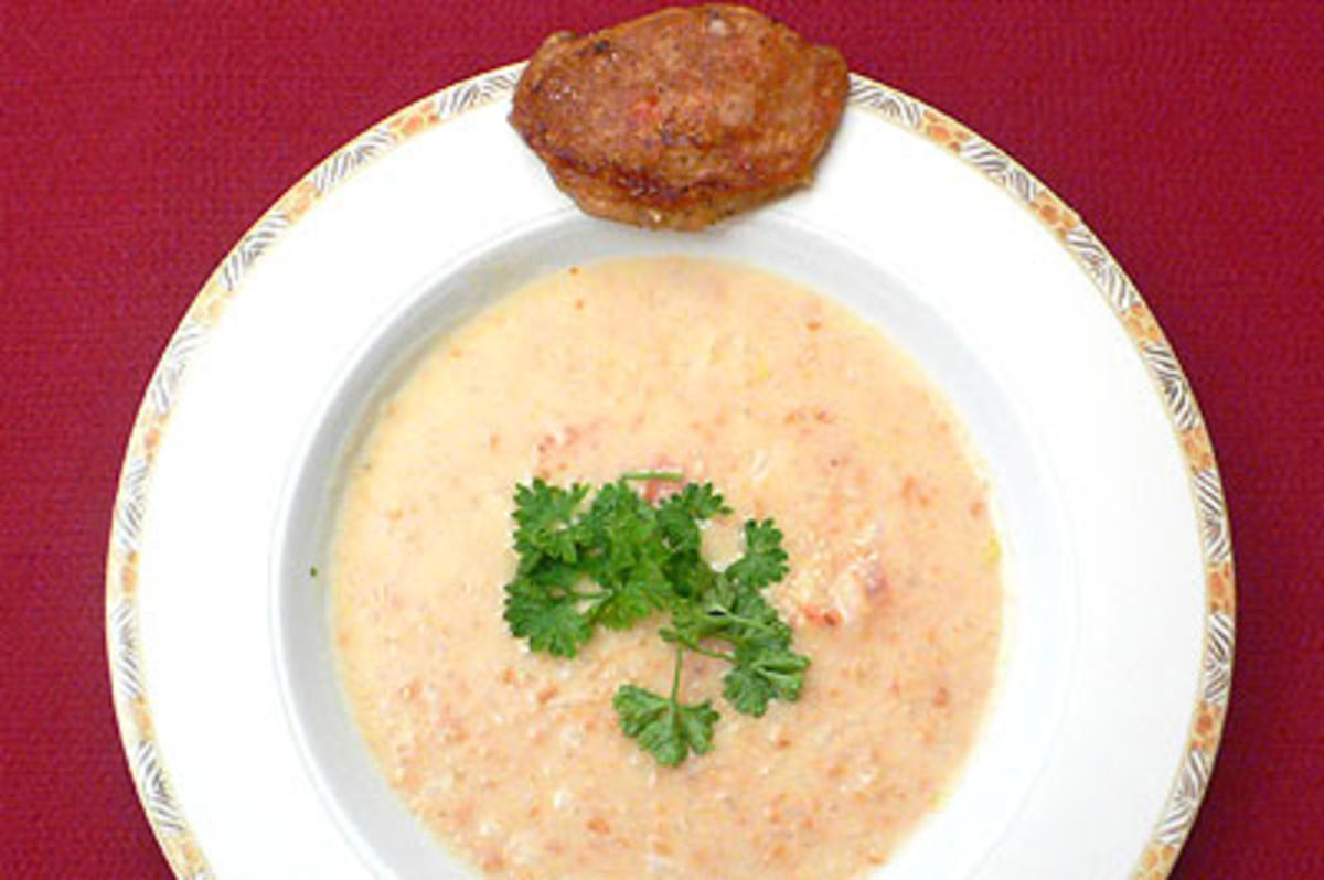 Nigerianische Erdnuss-Suppe mit westafrikanischem Bananenbrot - Rezept