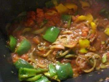 Rezept: Hähnchenschenkel auf Gemüse Bild Nr. 3 Hähnchenschenkel auf Gemüse - Rezept - Bild Nr. 3