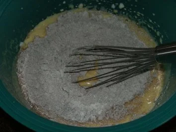 Biskuit:  SCHOKO ~ SAHNE ~ TORTE - Rezept - Bild Nr. 5