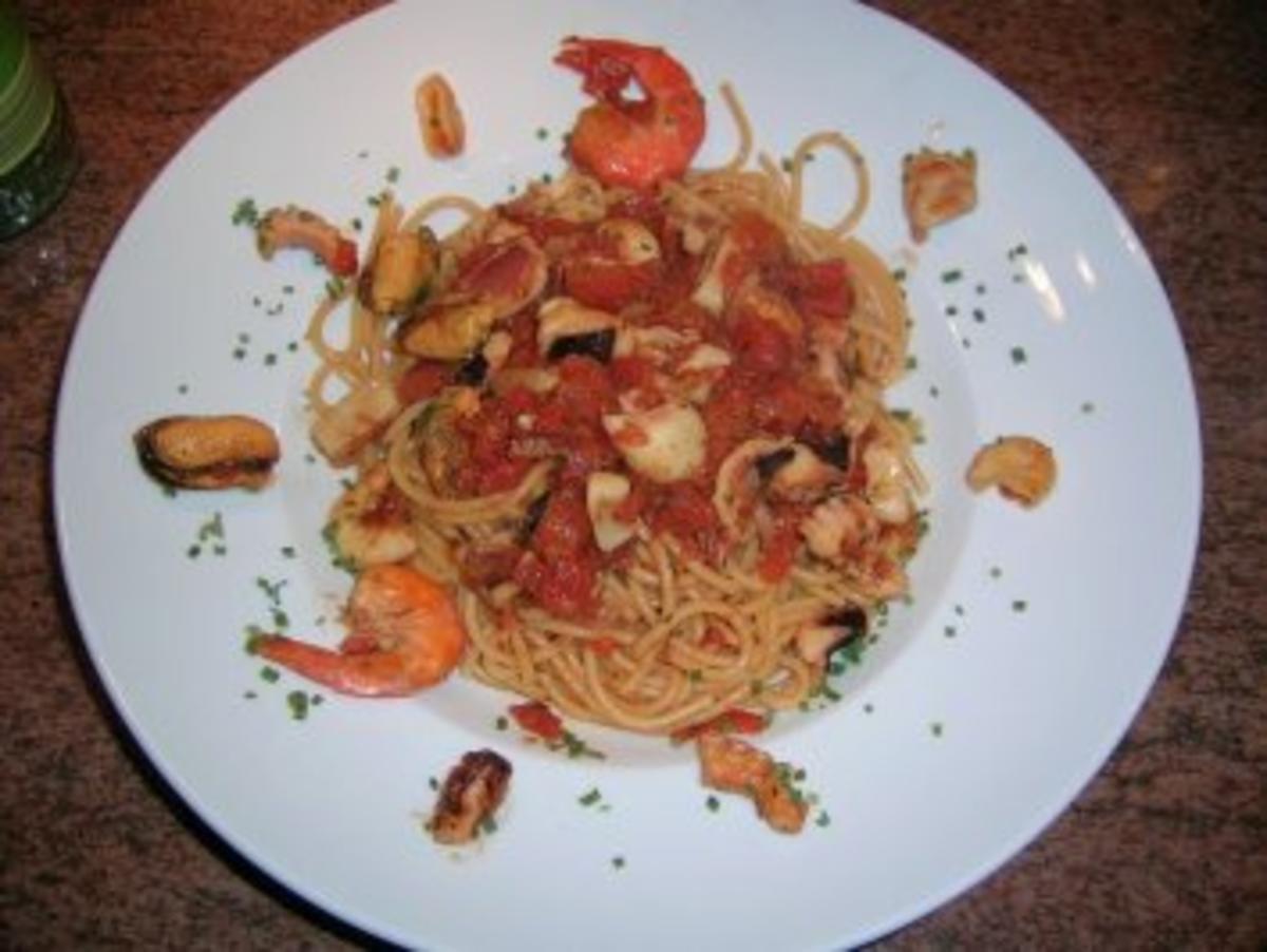 Spaghetti Lunghi Rossi mit Frutti di Mare - einfach nur lecker - - Rezept - Bild Nr. 5