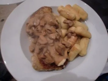 Rezept: Cordon Bleu in Jägersoße Bild Nr. 2 Cordon Bleu in Jägersoße - Rezept - Bild Nr. 2