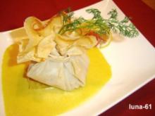 AUMONIERES AUX SCAMPIS ET COQUILLES ST JACQUES - Rezept