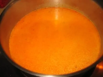 Rezept: Suppe: Feines, scharfes Paprika-Käse Süppchen! Bild Nr. 2 Suppe: Feines, scharfes Paprika-Käse Süppchen! - Rezept - Bild Nr. 2