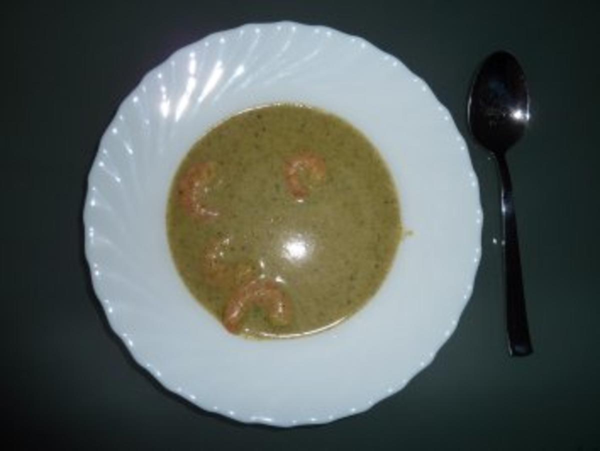 Rucola-Creme-Suppe mit Scampi - Rezept