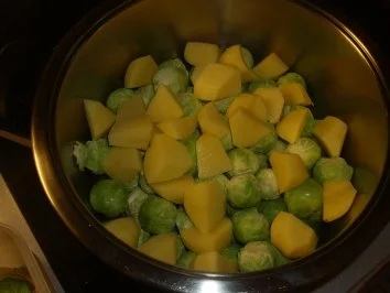 Beilagen: Rosenkohl-Kartoffelpüree - Rezept - Bild Nr. 2