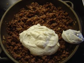 Rezept: Blätterteig-Teilchen mit Rinderhack-Füllung... ergibt 20 Stück Bild Nr. 6 Blätterteig-Teilchen mit Rinderhack-Füllung... ergibt 20 Stück - Rezept - Bild Nr. 6