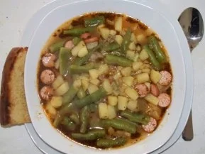 Rezept: Bohnensuppe - schnell und einfach Bohnensuppe - schnell und einfach - Rezept