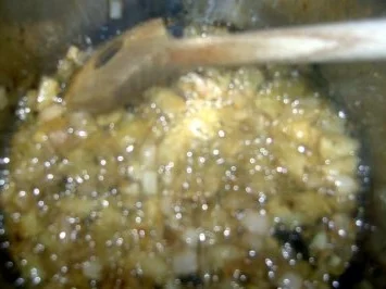 Hähnchenschenkel in Ingwer und Koriander mariniert, dazu Tomatensoße - Rezept - Bild Nr. 7