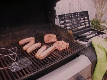 Klassic Pimientokaese und Bacon Burger - Elvis Presley liebte Pimento Kaese auf seinen Hamburgers - Rezept - Bild Nr. 2