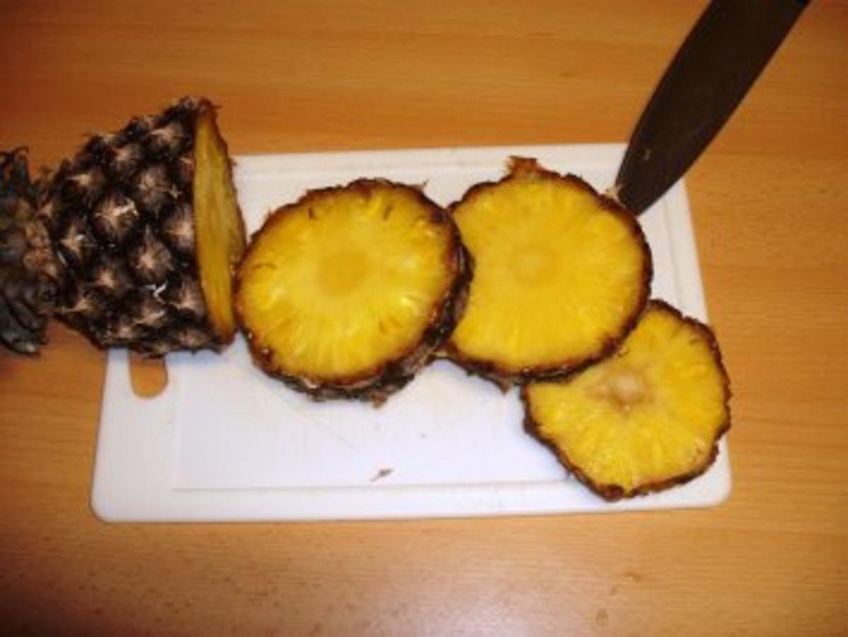 Frischer Ananas-Quark im Blätterteig - Rezept