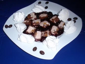 Marseis auf heißen Brombeeren und Sahnetupfer - Rezept - Bild Nr. 7