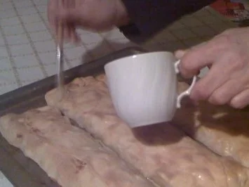 Warmer Apfelstrudel mit Vanillesoße - Rezept - Bild Nr. 4