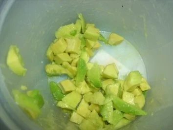 Tomaten mit Avocadosalat + Rührei mal anders - Rezept - Bild Nr. 5