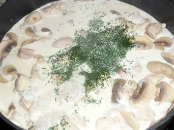 Pilz - Hühnerbrust - Tomatenrahm - Pfanne - Rezept - Bild Nr. 4