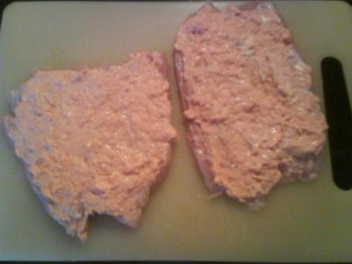 Putenrouladen mit Frischkäse Karottenfüllung - 466 kcal/100g