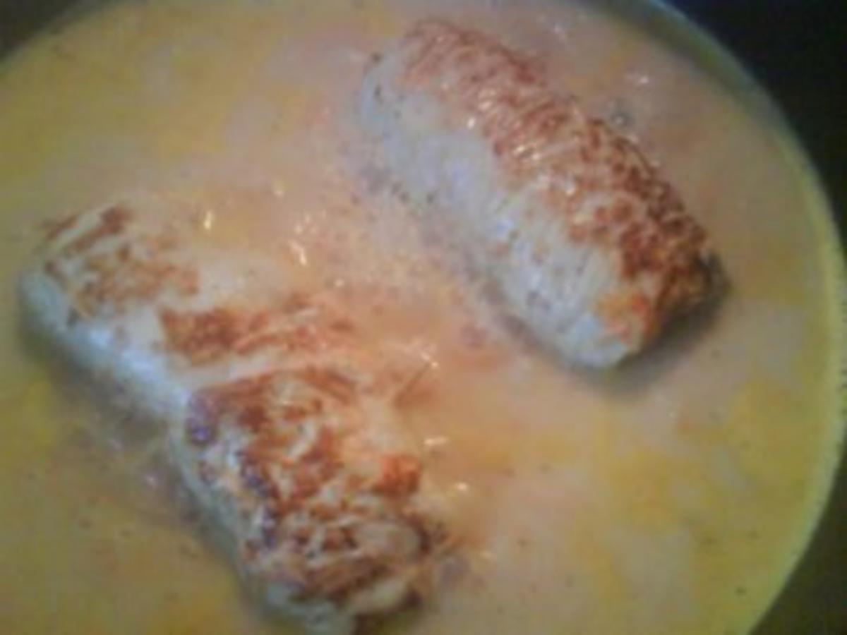 Putenrouladen mit Frischkäse Karottenfüllung - 466 kcal/100g