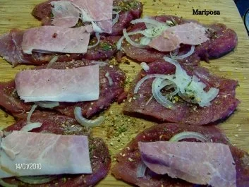 Schweinelendenröllchen auf Linsengemüse - Rezept - Bild Nr. 3