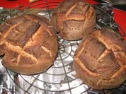 kleine Roggenmischbrote für Wildgulaschsuppe - Rezept