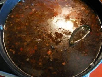 Rezept: Wildgulaschsuppe im Brot serviert Bild Nr. 12 Wildgulaschsuppe im Brot serviert - Rezept - Bild Nr. 12