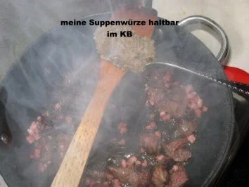 Rezept: Wildgulaschsuppe im Brot serviert Bild Nr. 6 Wildgulaschsuppe im Brot serviert - Rezept - Bild Nr. 6