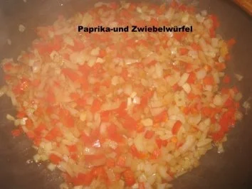 Rezept: Wildgulaschsuppe im Brot serviert Bild Nr. 8 Wildgulaschsuppe im Brot serviert - Rezept - Bild Nr. 8