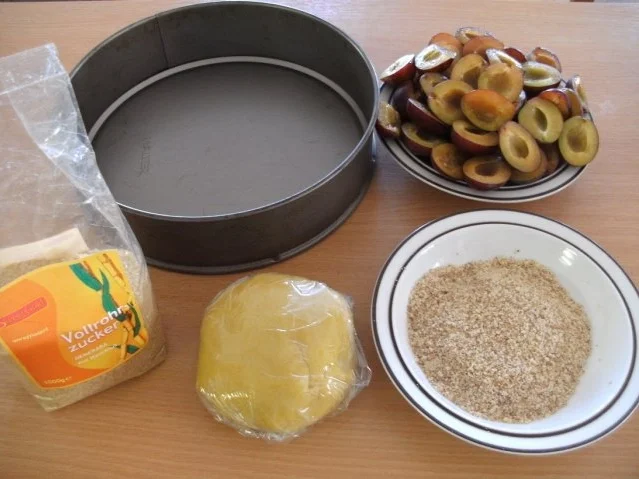 Rezept: Backen: Zwetschkentarte Bild Nr. 2 Backen: Zwetschkentarte - Rezept - Bild Nr. 2