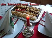 Kartoffelstriezel mit Ananaskraut - Rezept