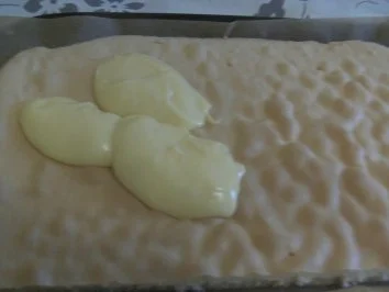 Bisquit-Crem-Schitten- - Rezept - Bild Nr. 3