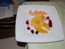 Ananas-Mango-Salat mit Erdnusskrokant - Rezept