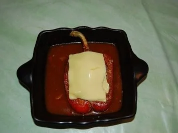 gefüllte Paprika mit Käse überbacken, Tomatensauce und Maccaroni - Rezept - Bild Nr. 8