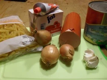 Rezept: Makkaroni mit Tomatensoße Bild Nr. 2 Makkaroni mit Tomatensoße - Rezept - Bild Nr. 2