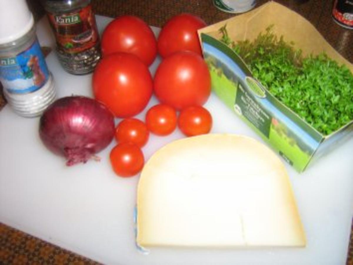 Tomatensalat mit Ziegenkäse und Kresse - Rezept - Bild Nr. 2