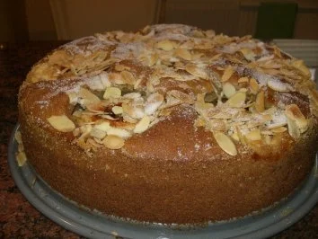 Rezept: Rührteig: BRATAPFEL-TORTE ... schmeckt zu jeder Jahreszeit Bild Nr. 8 Rührteig: BRATAPFEL-TORTE ... schmeckt zu jeder Jahreszeit - Rezept - Bild Nr. 8